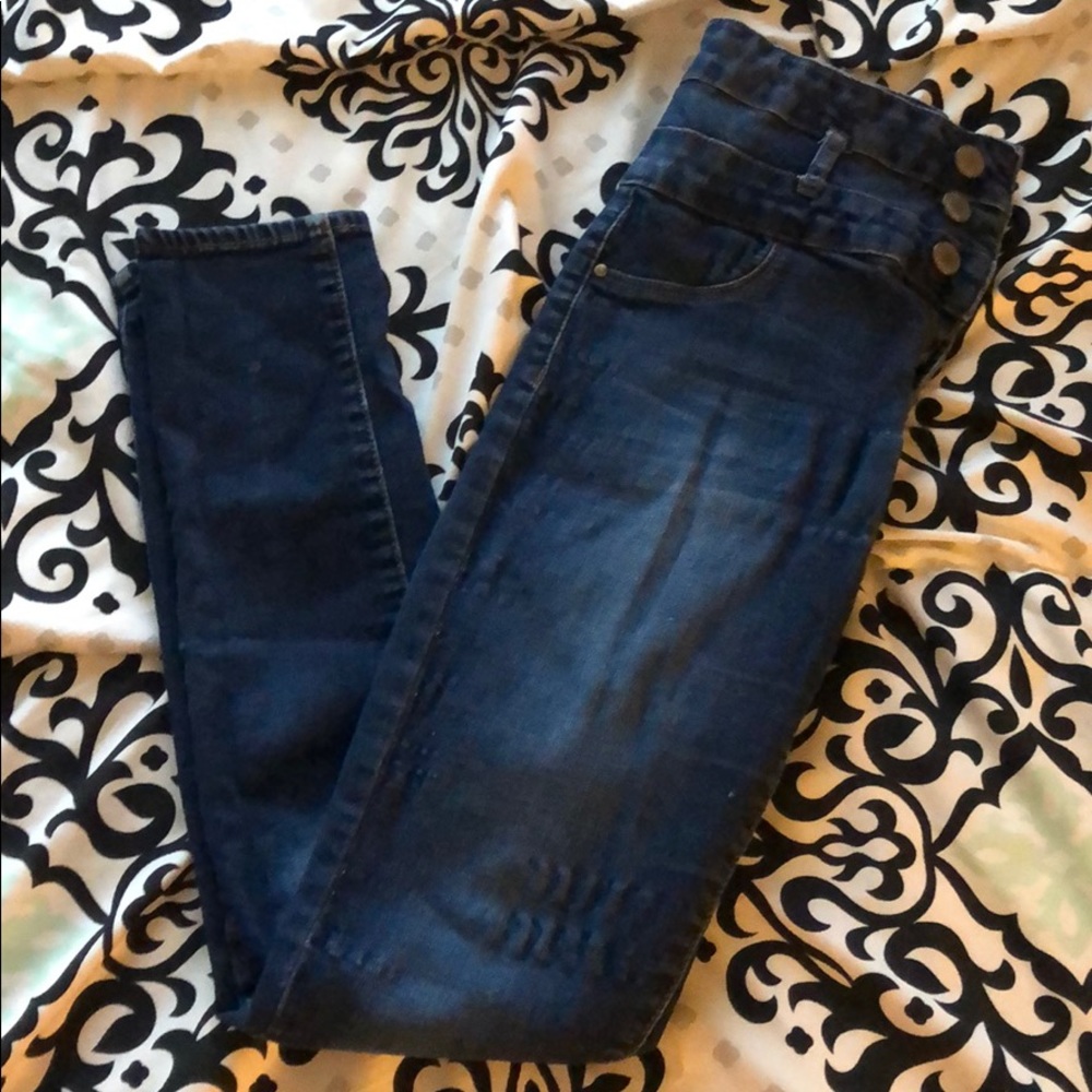 High waisted skinny jeans